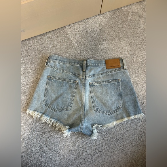 Aritzia- Denim Forum- The Ex Boyfriend Short - Picture 2 of 2